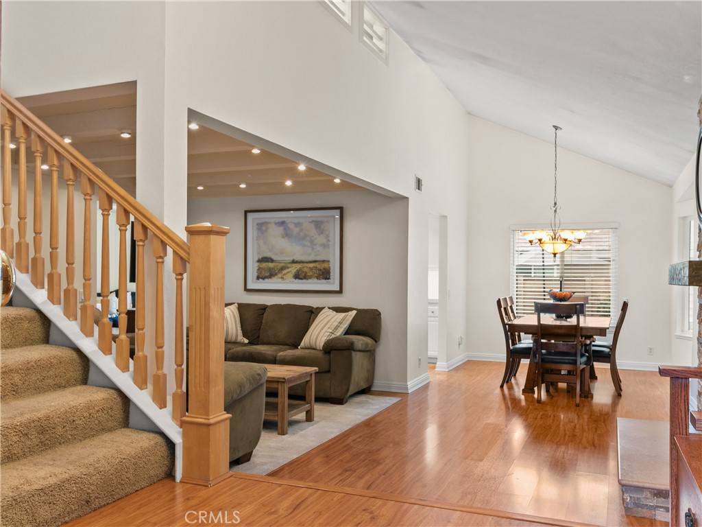 Irvine, CA 92604,49 Eagle Point