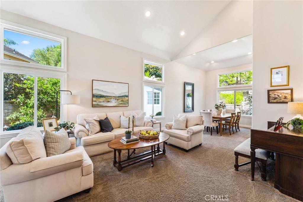 Rancho Santa Margarita, CA 92679,31945 La Subida DR
