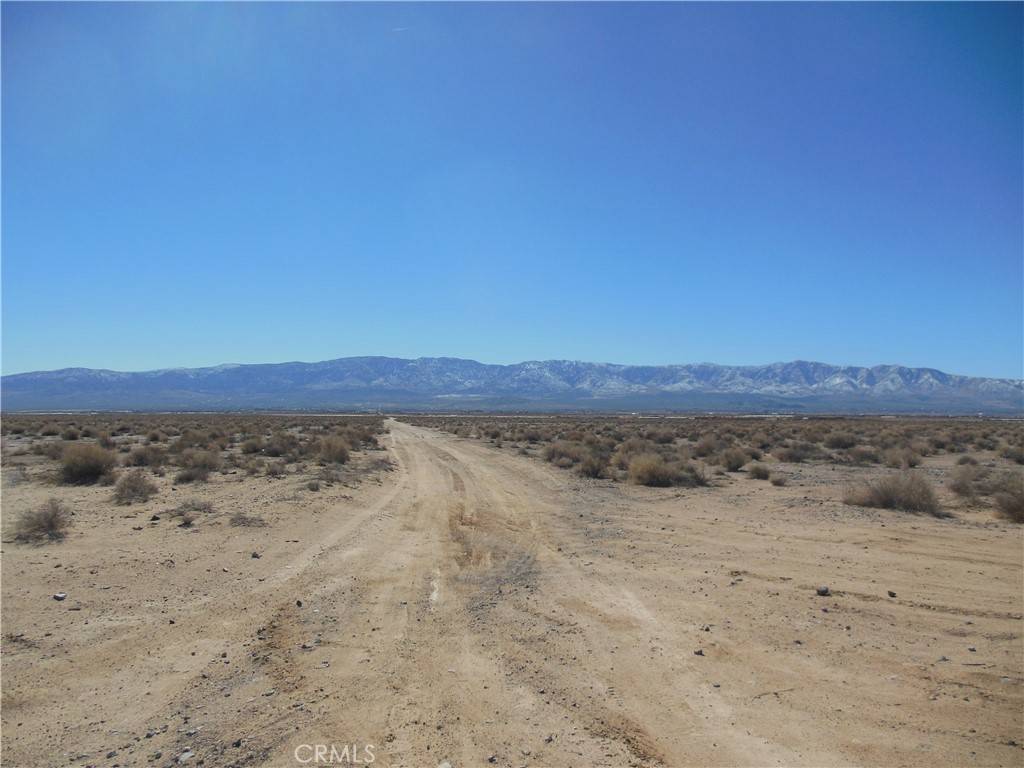 Lucerne Valley, CA 92356,101 Smoke Bush RD