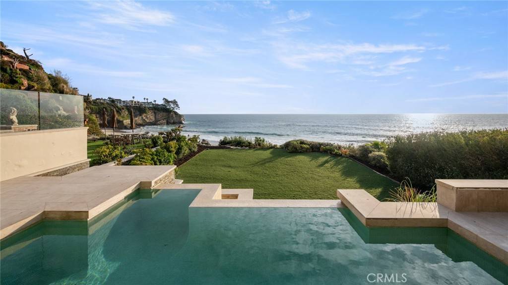 Laguna Beach, CA 92651,25 Bay DR