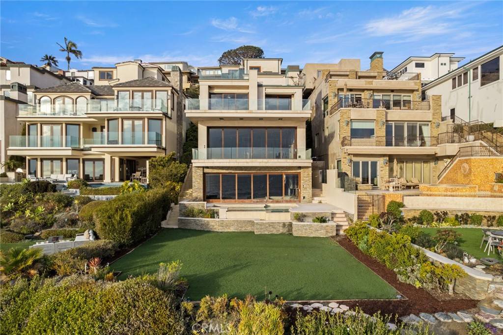 Laguna Beach, CA 92651,25 Bay DR