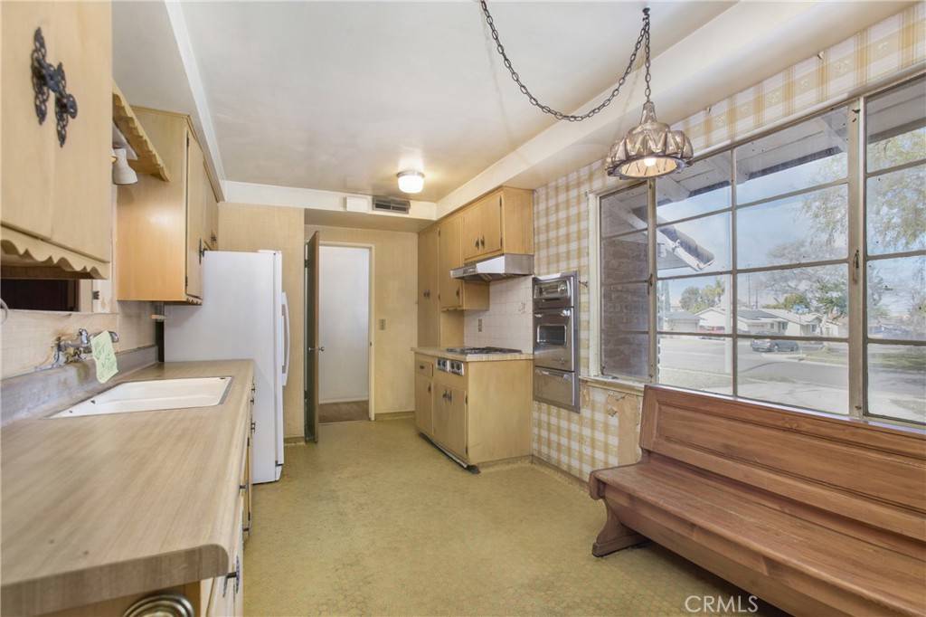 Anaheim, CA 92804,3218 W Ravenswood DR