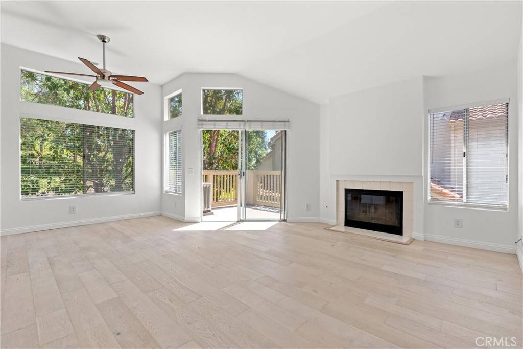 Laguna Niguel, CA 92677,6 Daytona DR #128