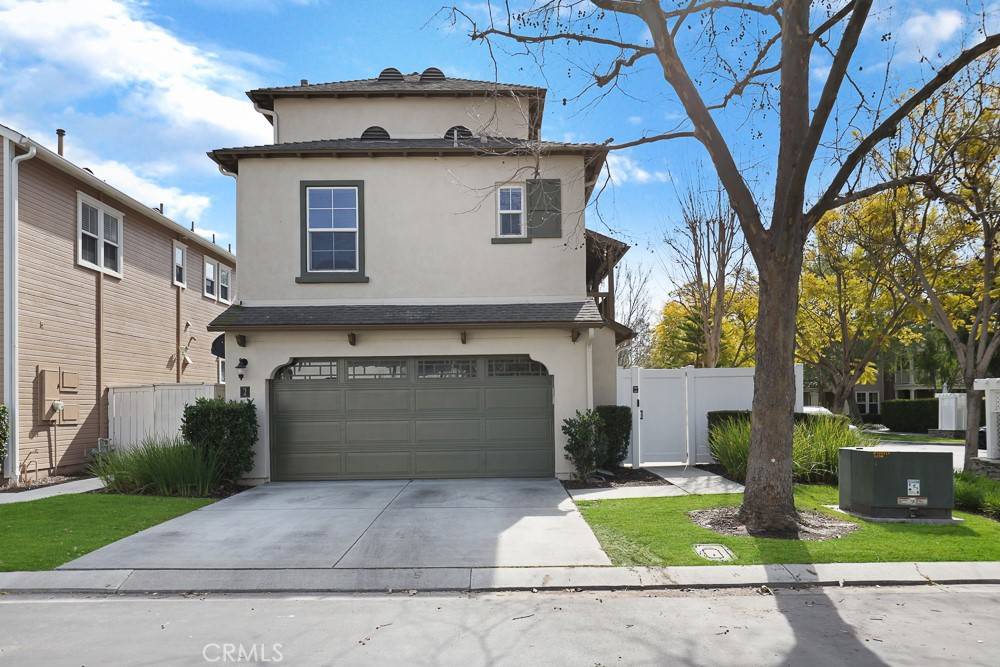 Ladera Ranch, CA 92694,2 Wheatstone Farm