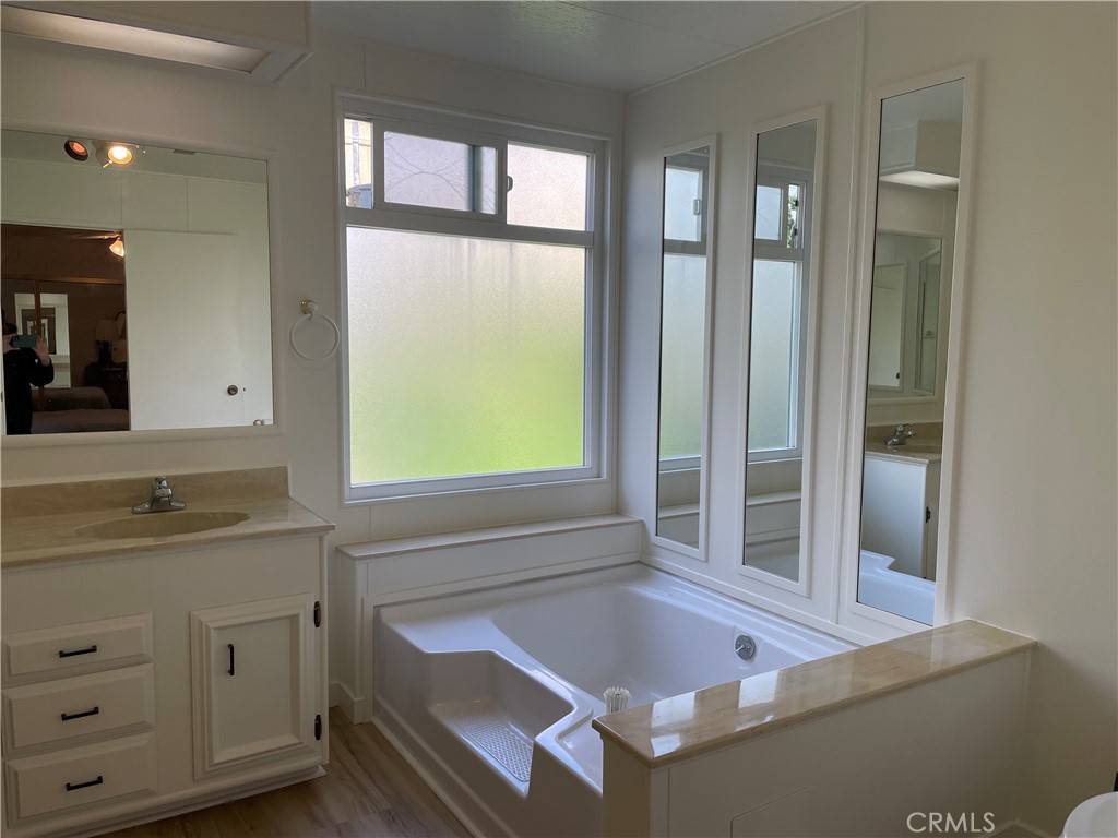 San Juan Capistrano, CA 92675,27703 Ortega Hwy #76