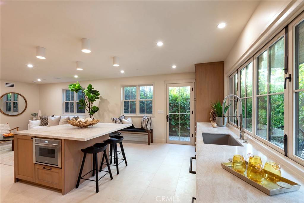 Laguna Beach, CA 92651,31831 Sunset AVE