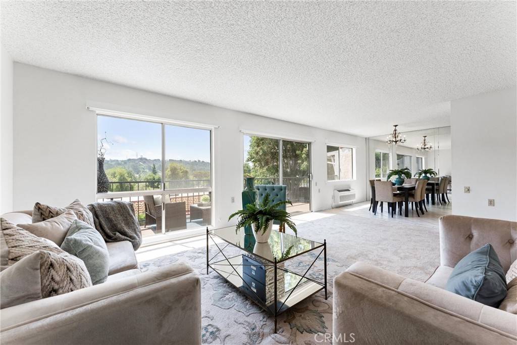 Laguna Woods, CA 92637,3271 San Amadeo #P