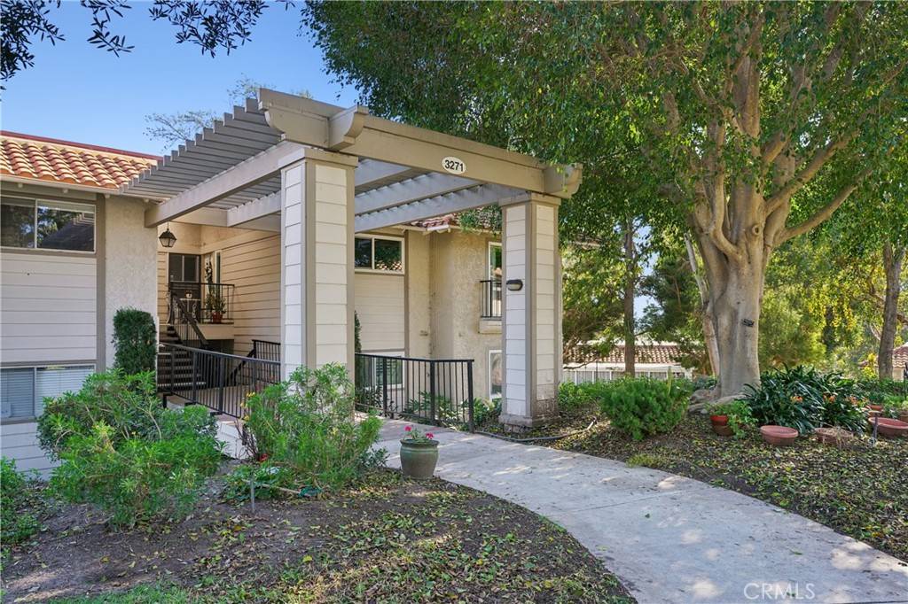 Laguna Woods, CA 92637,3271 San Amadeo #P