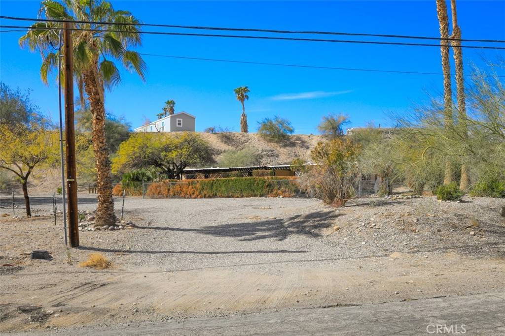 Big River, CA 92242,7400 Papago TRL