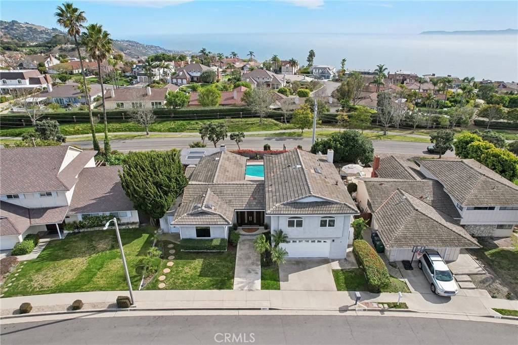 Rancho Palos Verdes, CA 90275,5726 Sunmist DR