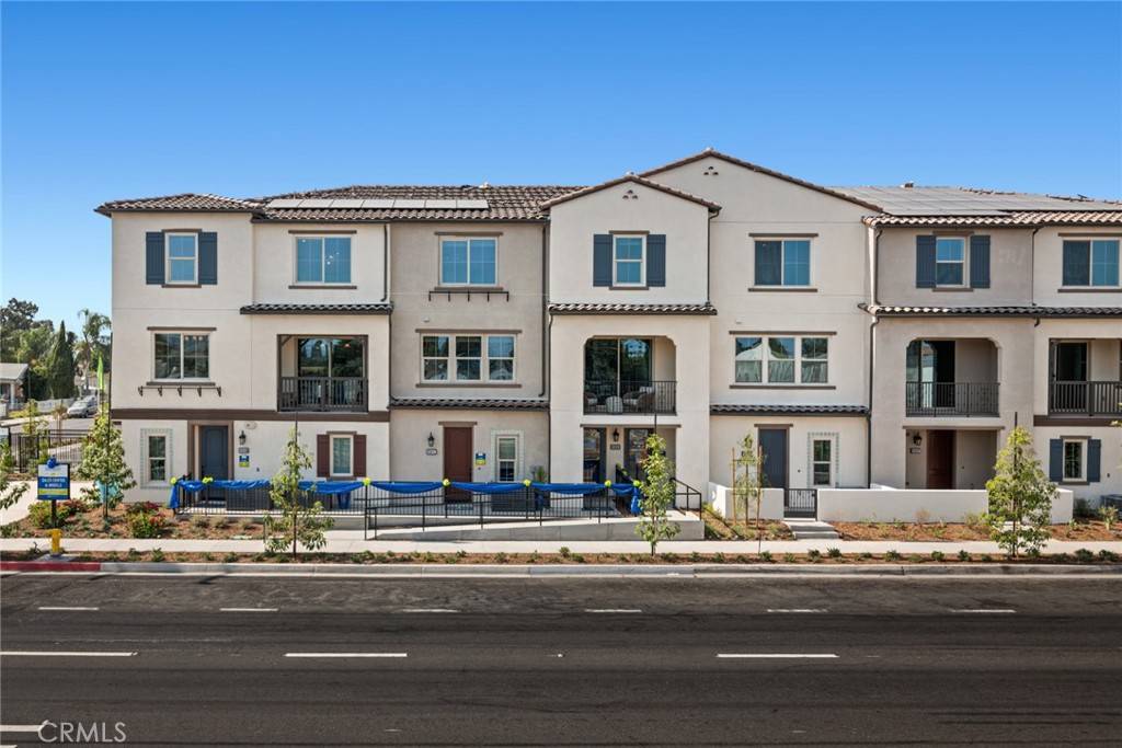 El Monte, CA 91732,12248 Mirasol LOOP #E