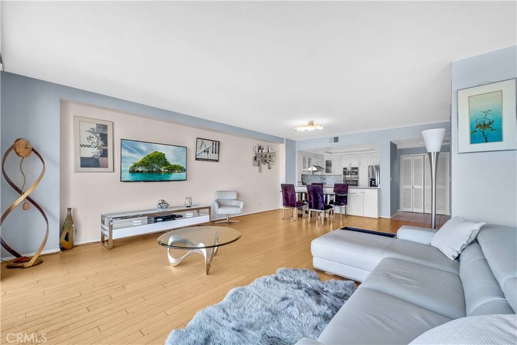 Long Beach, CA 90802,850 E Ocean BLVD #702