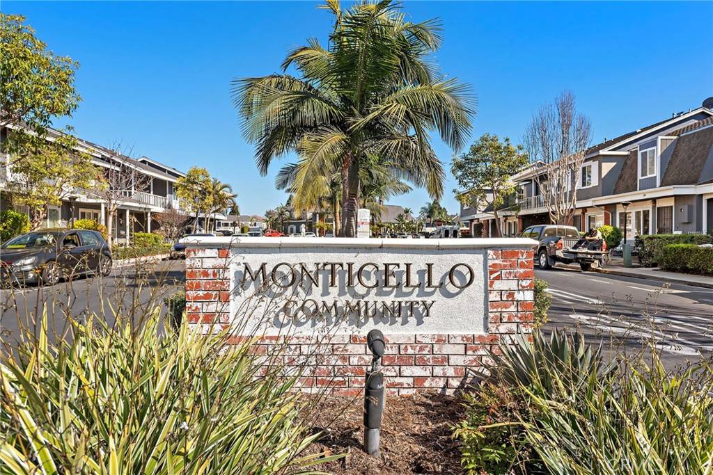 Costa Mesa, CA 92626,2416 SARATOGA WAY