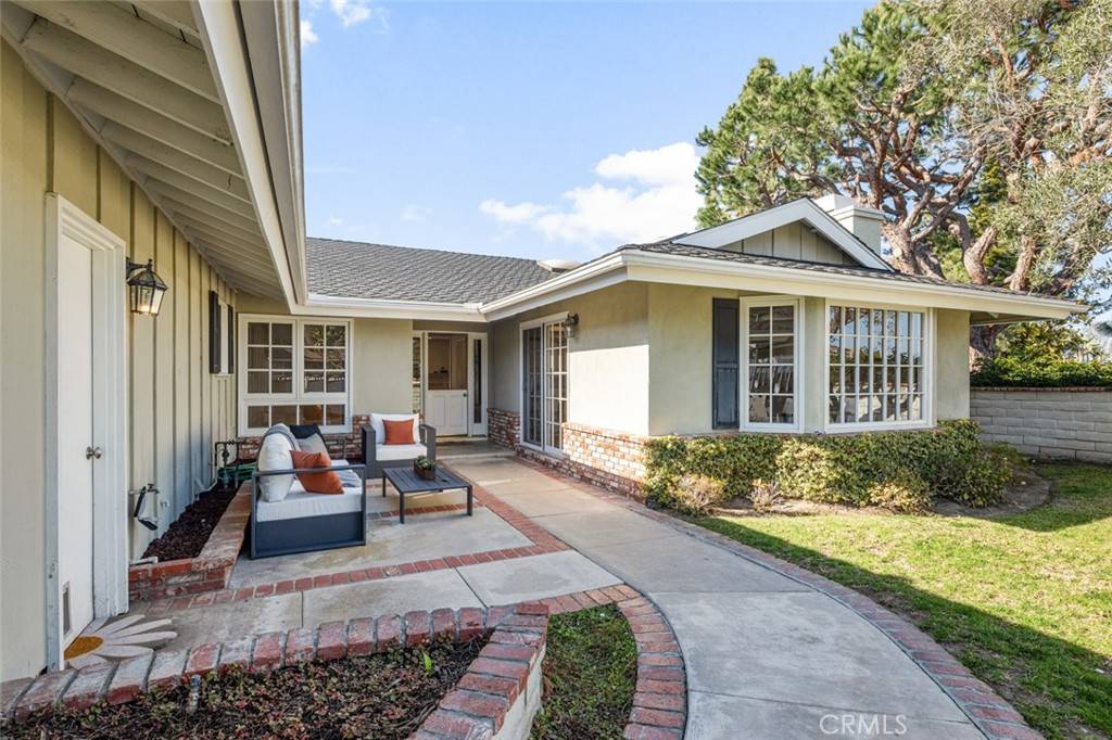 Newport Beach, CA 92660,2851 Catalpa ST