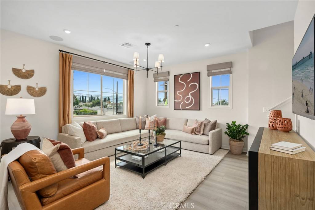 El Monte, CA 91732,2615 Durfee AVE #H