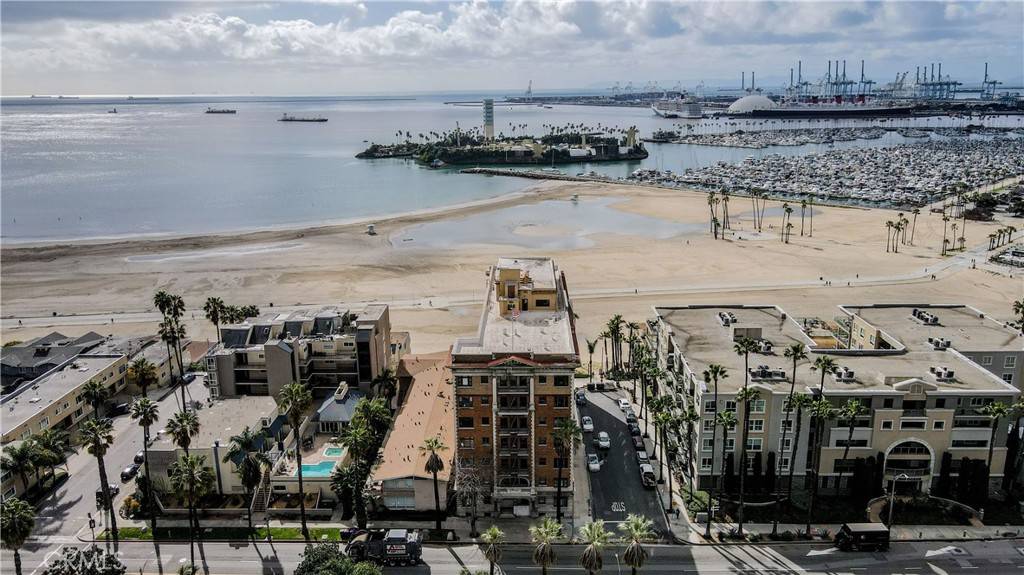 Long Beach, CA 90802,1030 E Ocean Boulevard #401