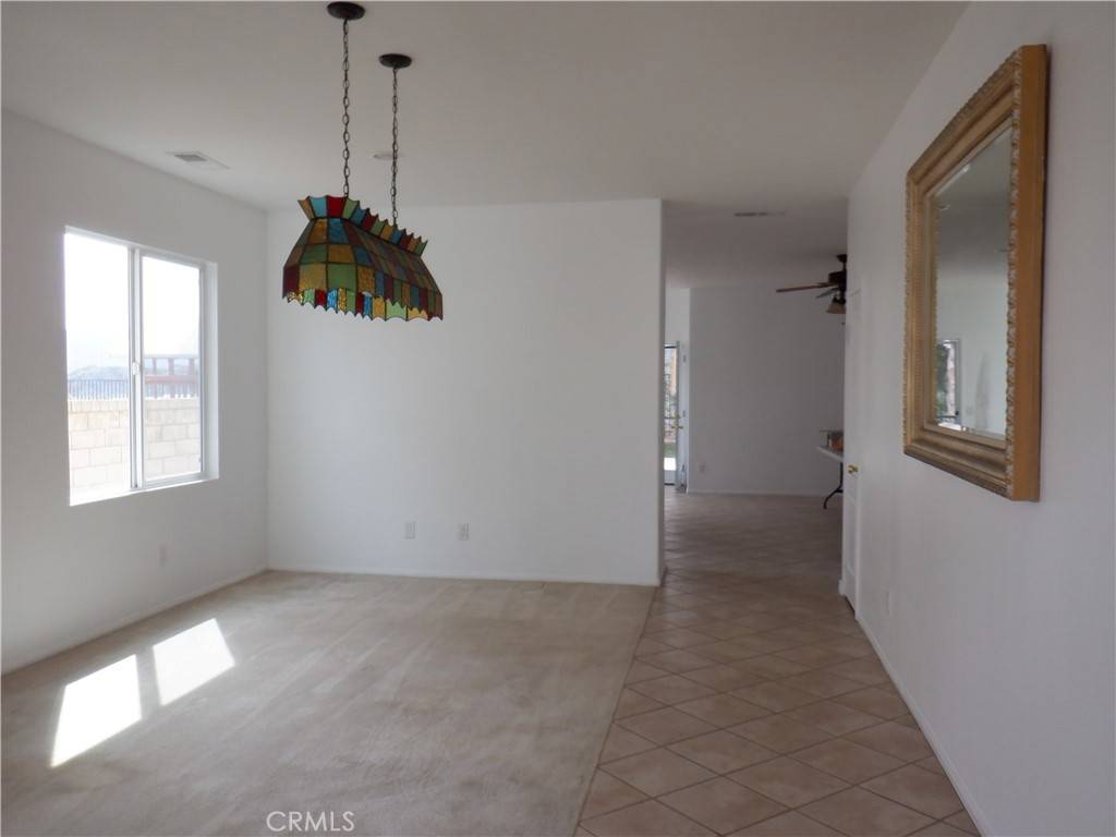 Castaic, CA 91384,28348 Millbrook PL