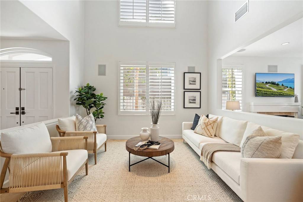 Tustin, CA 92782,13013 Maxwell DR