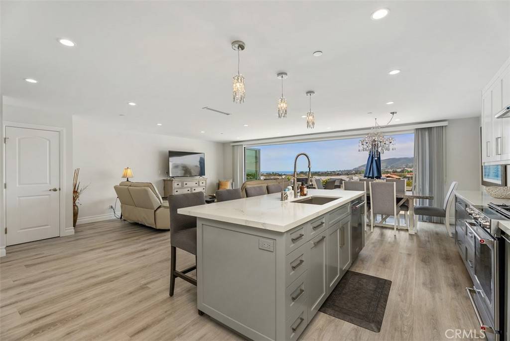 Dana Point, CA 92629,24065 Windward DR