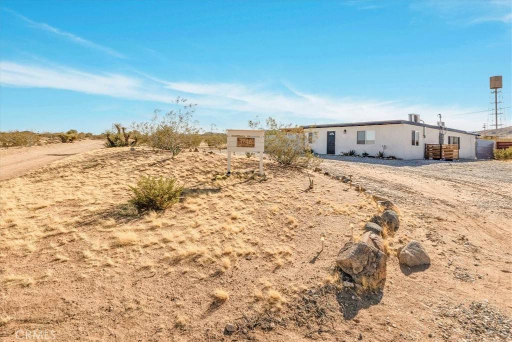 Landers, CA 92285,1746 Golden Sands RD