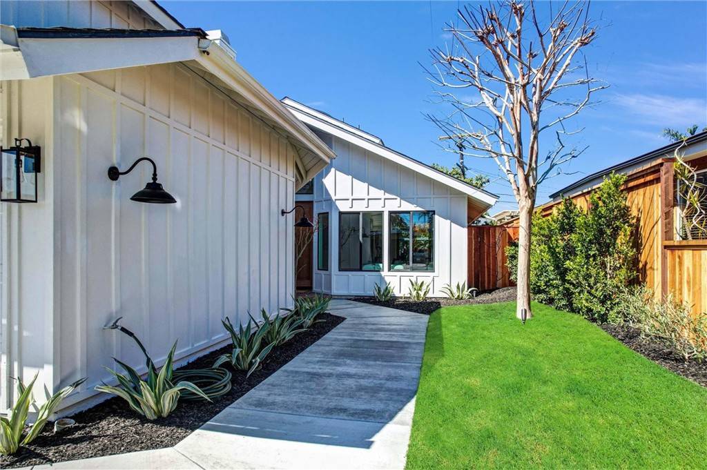 Dana Point, CA 92624,26757 Calle Maria