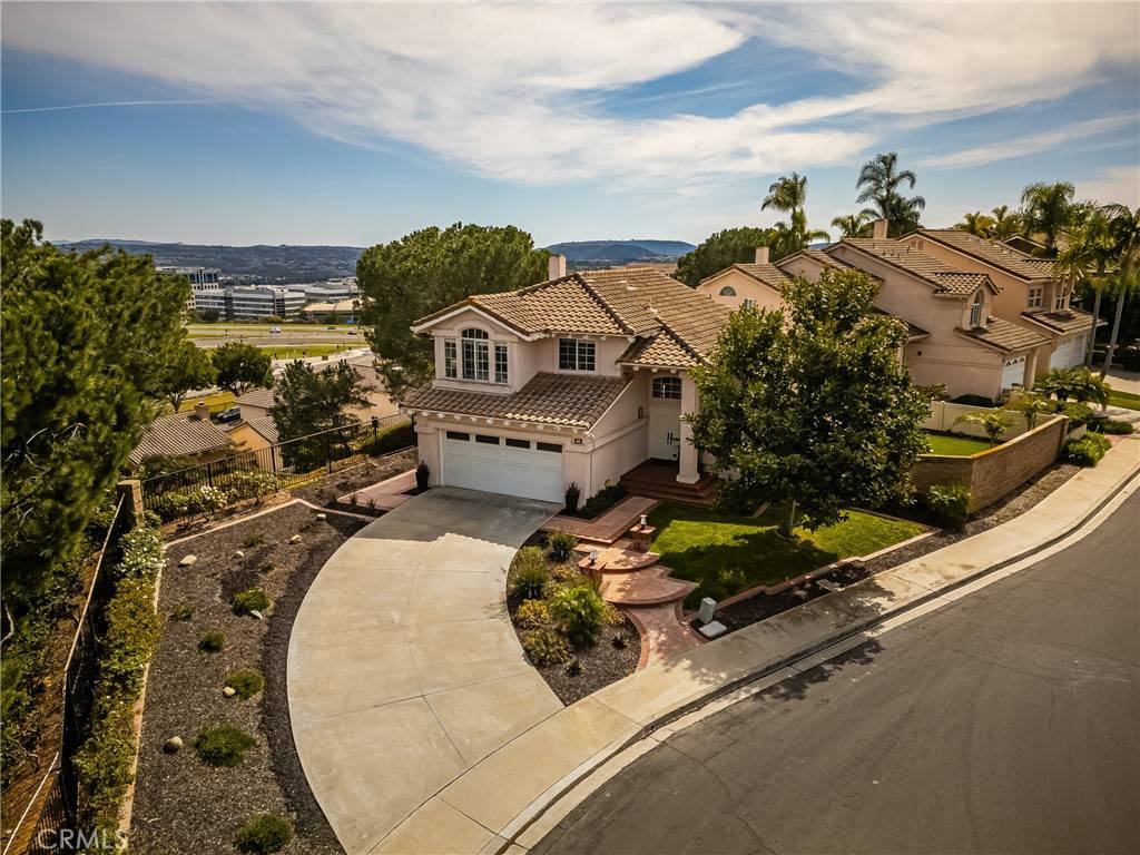 Aliso Viejo, CA 92656,46 Flintstone