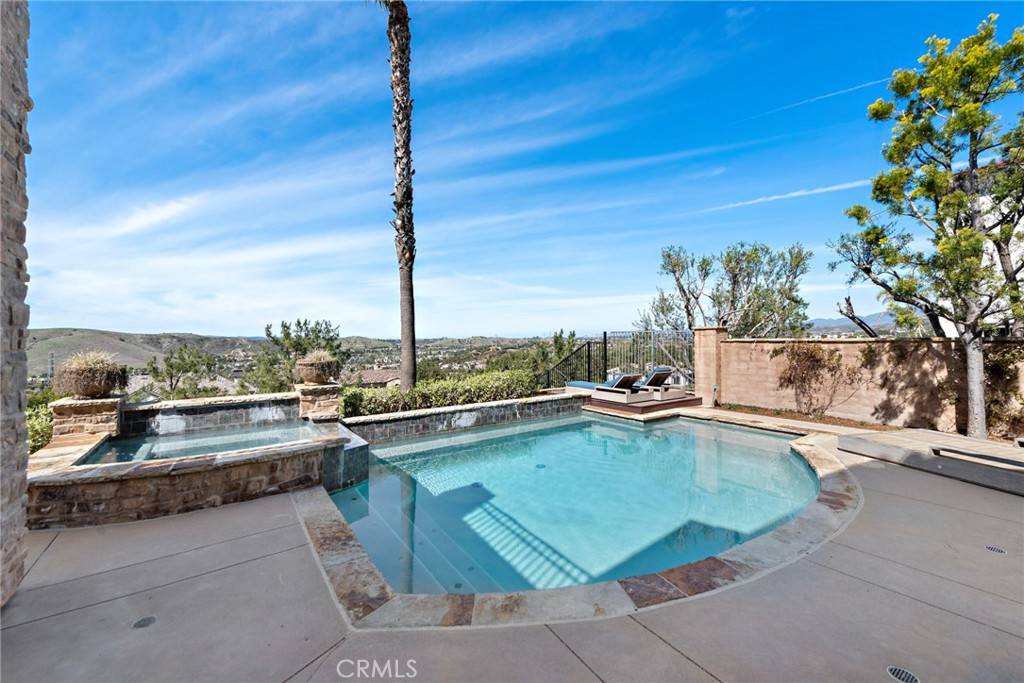 Ladera Ranch, CA 92694,7 Broken Arrow