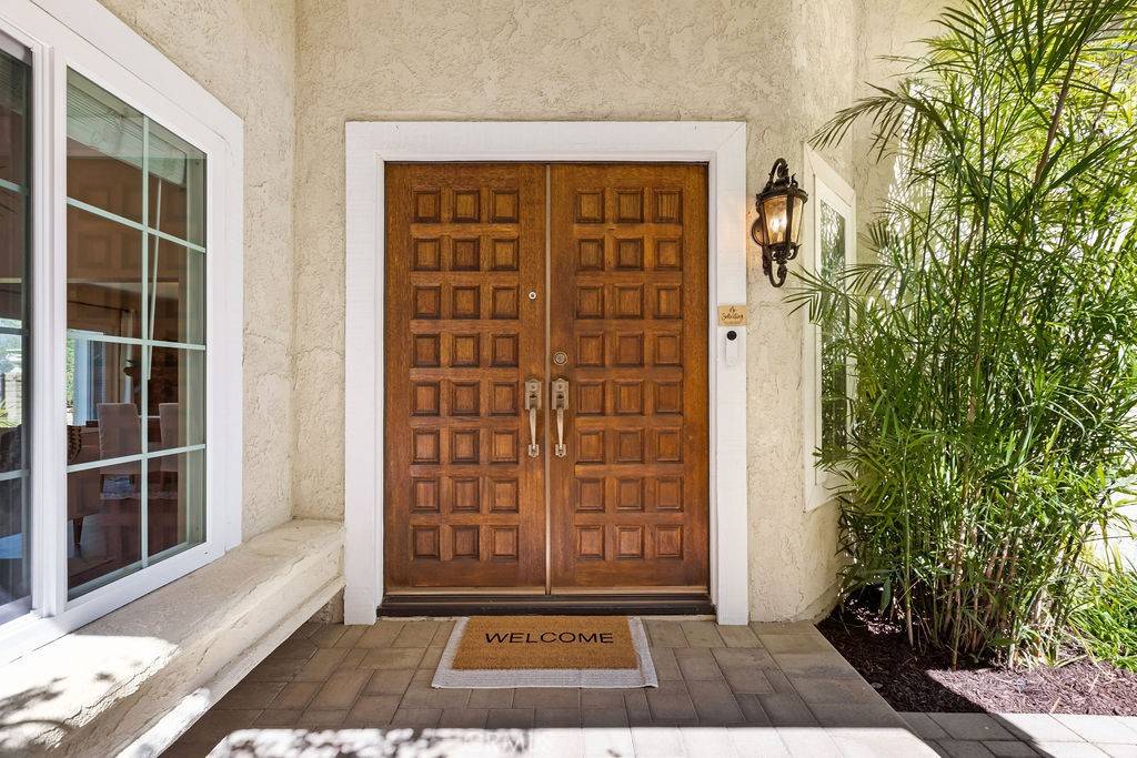 Mission Viejo, CA 92692,22011 Teresa