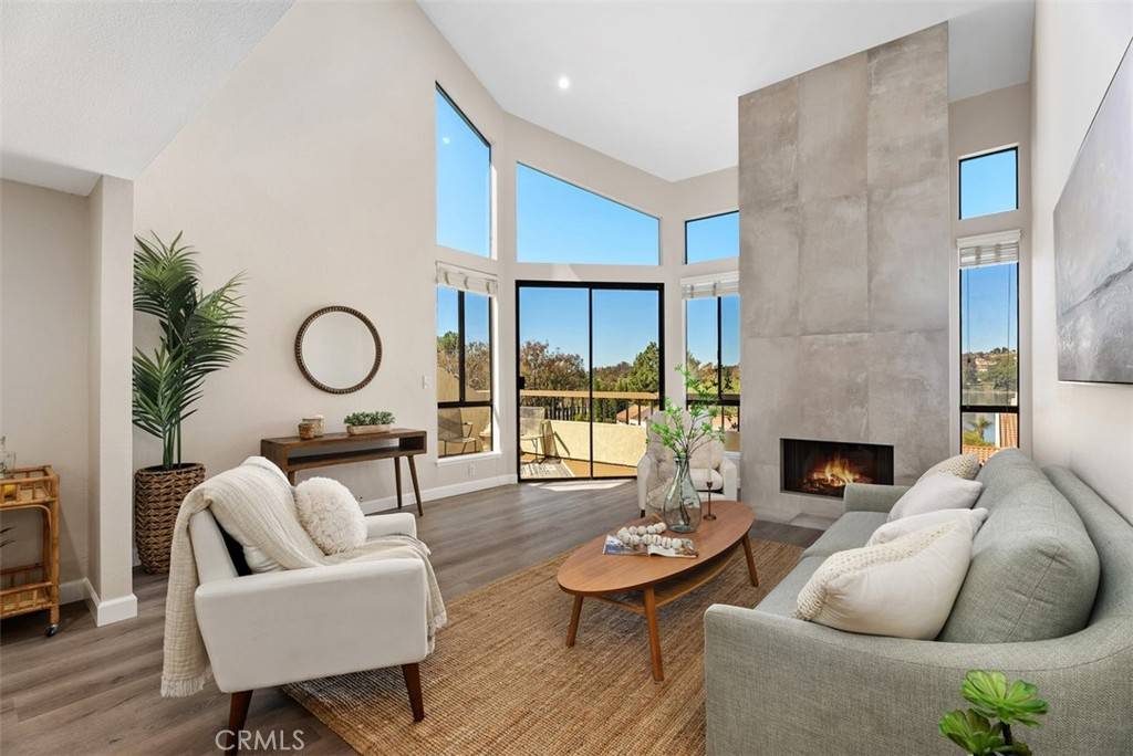 Mission Viejo, CA 92692,27857 Mazagon #108