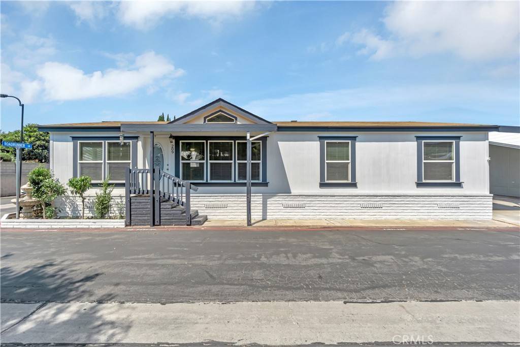 Fountain Valley, CA 92708,209 Road Runner LN