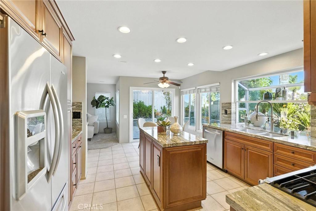 Laguna Niguel, CA 92677,17 Ridgerock