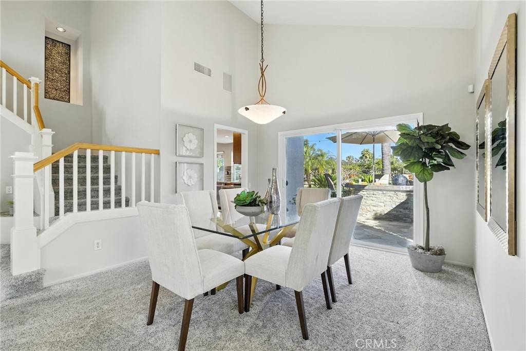 Laguna Niguel, CA 92677,17 Ridgerock