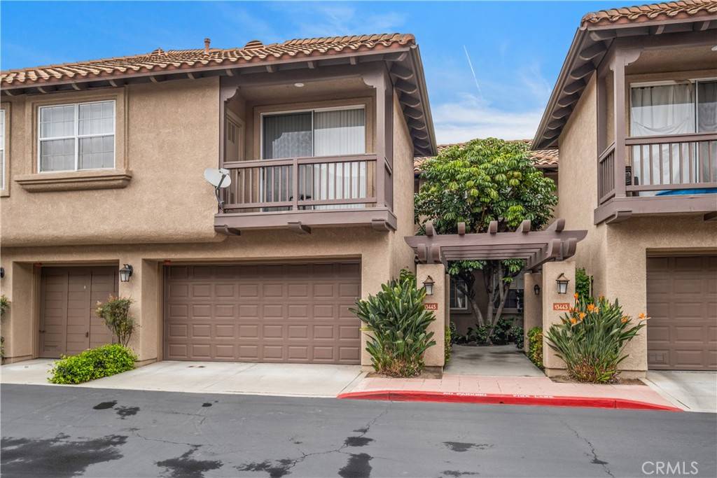 Tustin, CA 92782,13445 Savanna
