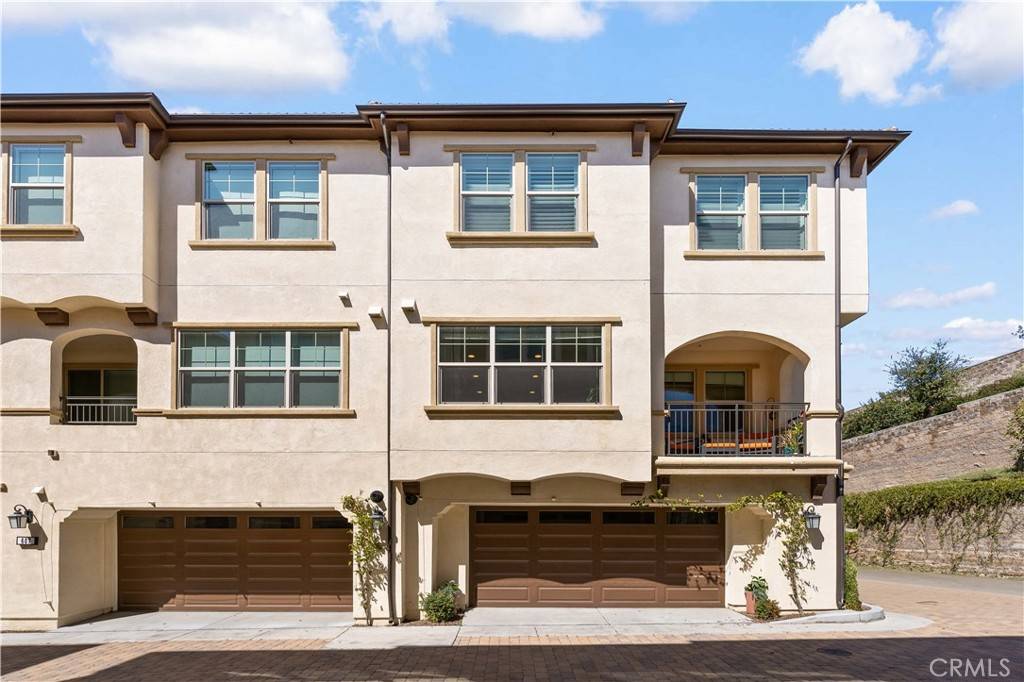Lake Forest, CA 92610,609 White Oaks