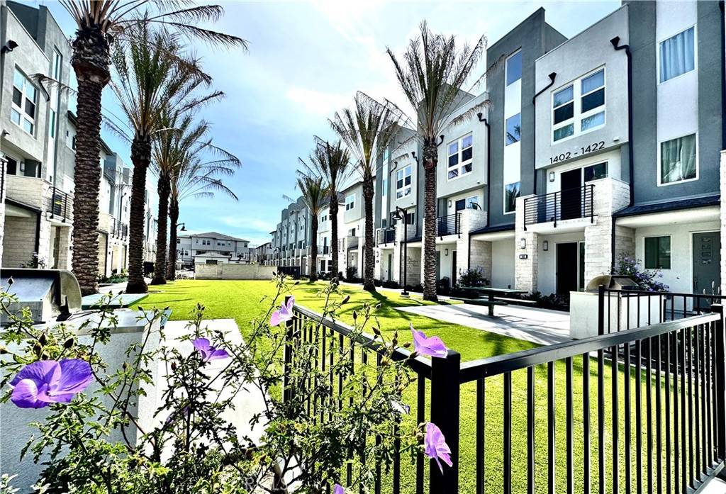 Anaheim, CA 92805,1539 W Cara DR