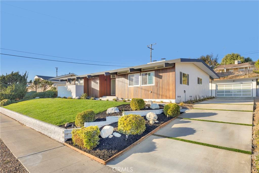Fullerton, CA 92831,1019 Dorothy LN