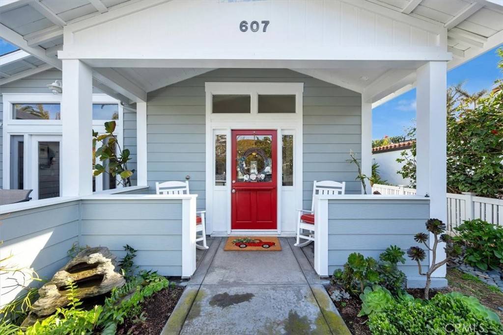 San Clemente, CA 92672,607 Calle Puente