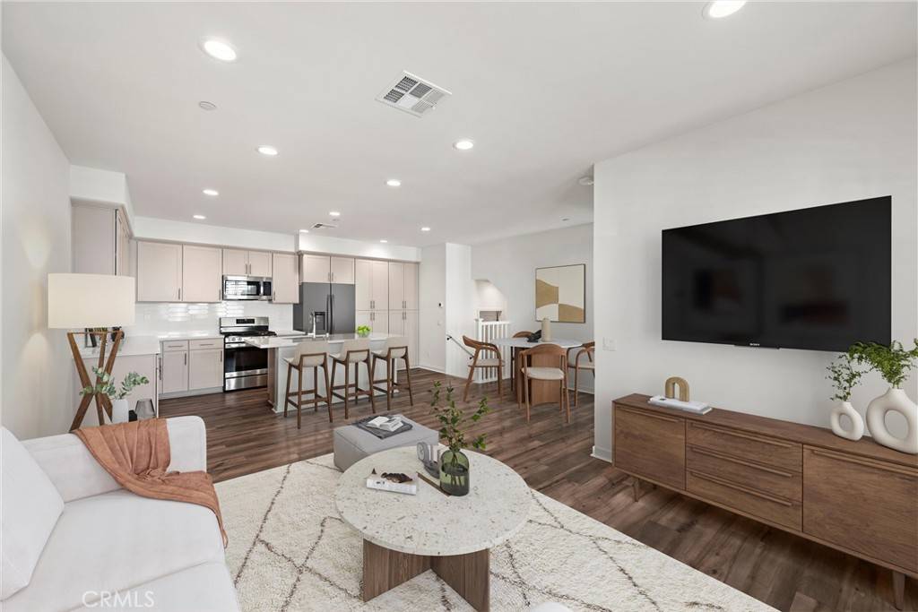 Lake Forest, CA 92610,420 Coyote