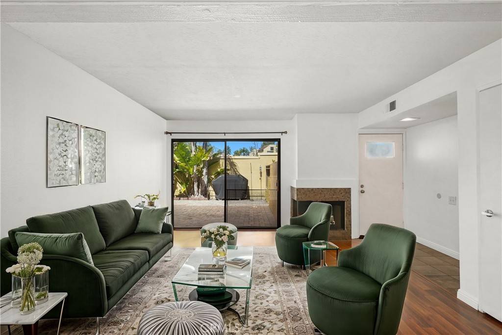Lake Forest, CA 92630,25712 Le Parc #21