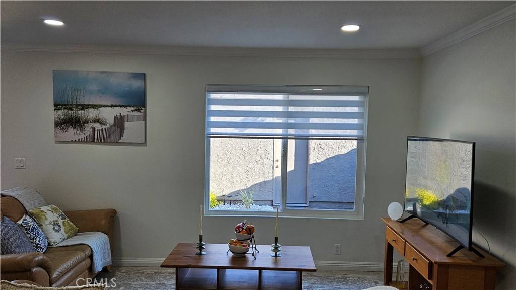 Stanton, CA 90680,8166 Laguna CT