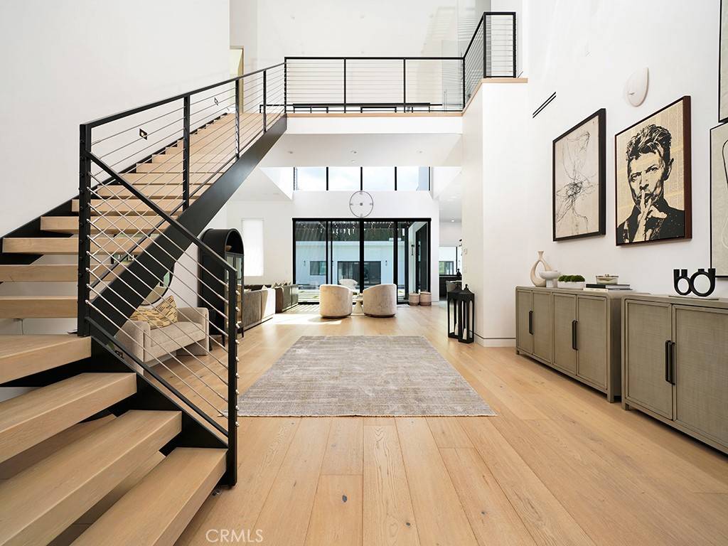 Villa Park, CA 92861,18852 Canyon Crest DR