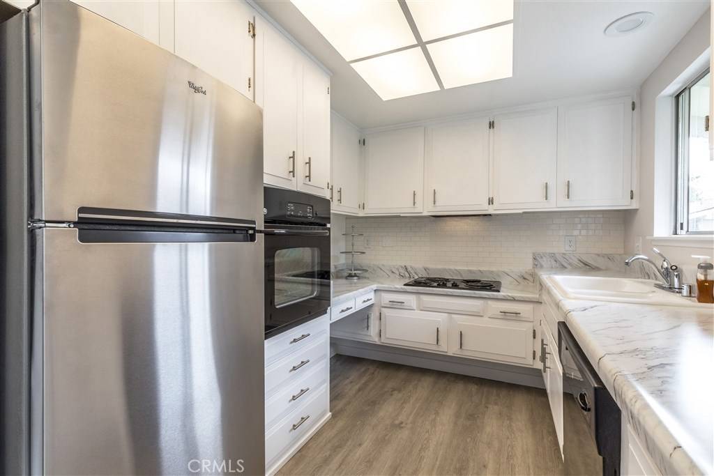Laguna Woods, CA 92637,735 Avenida Majorca #A