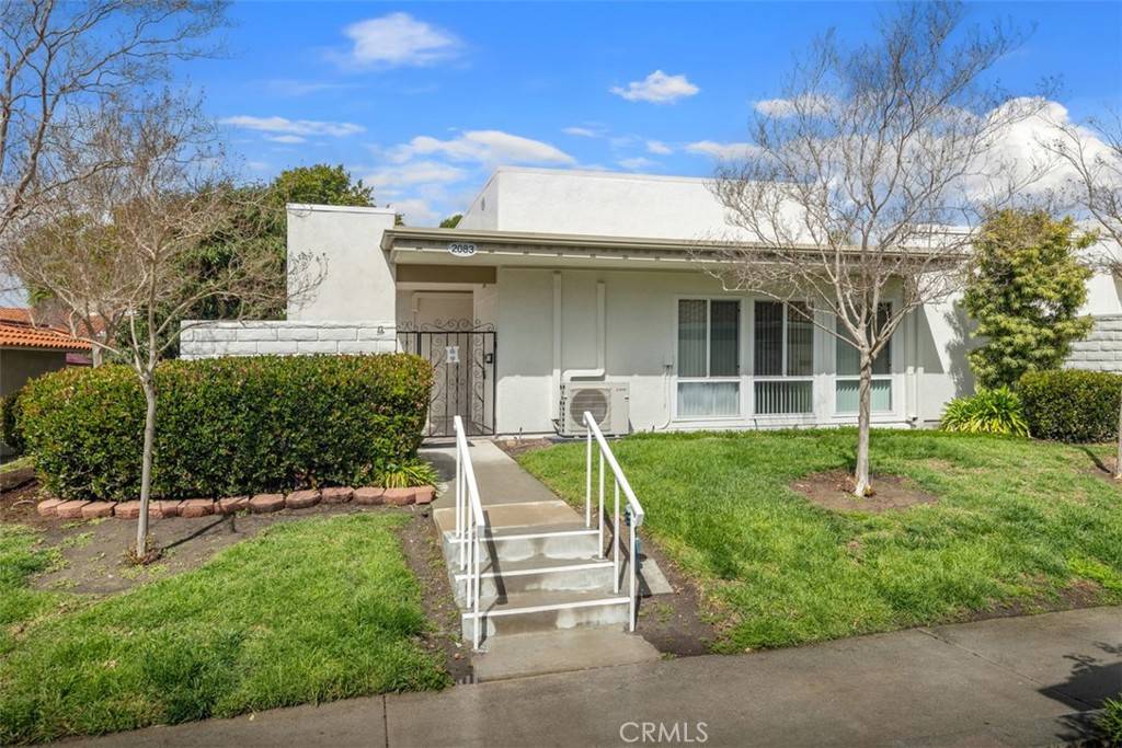 Laguna Woods, CA 92637,2083 Ronda Granada #H