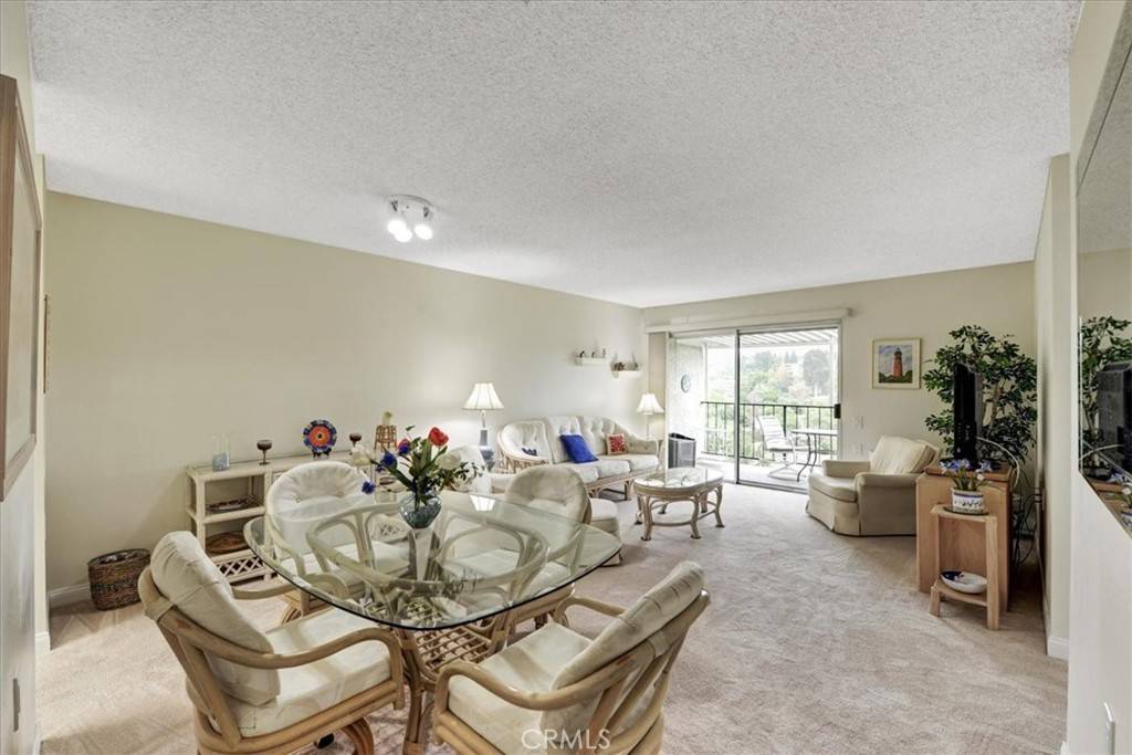 Laguna Woods, CA 92637,3338 Punta Alta #3C