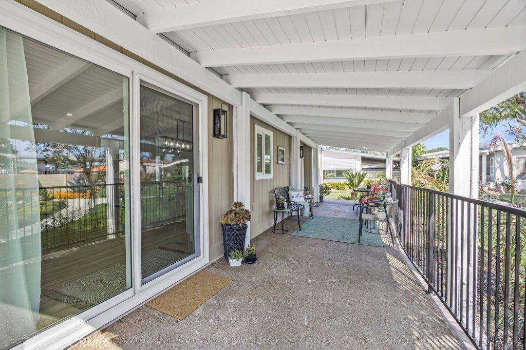 Placentia, CA 92870,255 Clearlake CIR #98