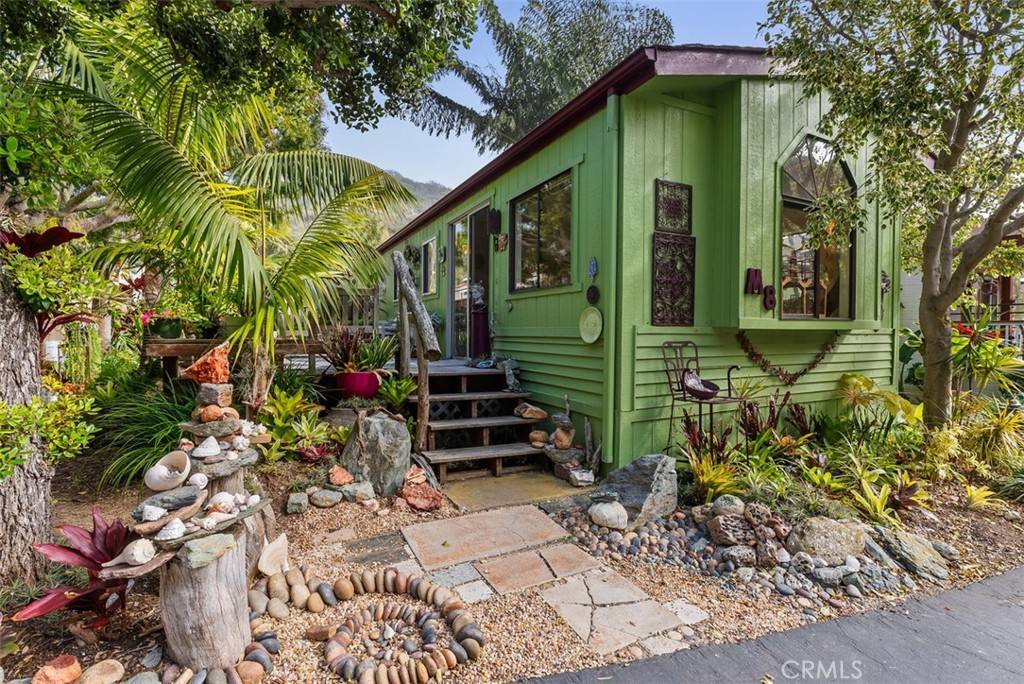 Laguna Beach, CA 92651,30802 Coast #M8