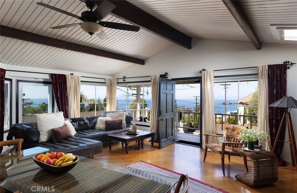 Laguna Beach, CA 92651,31706 Scenic DR