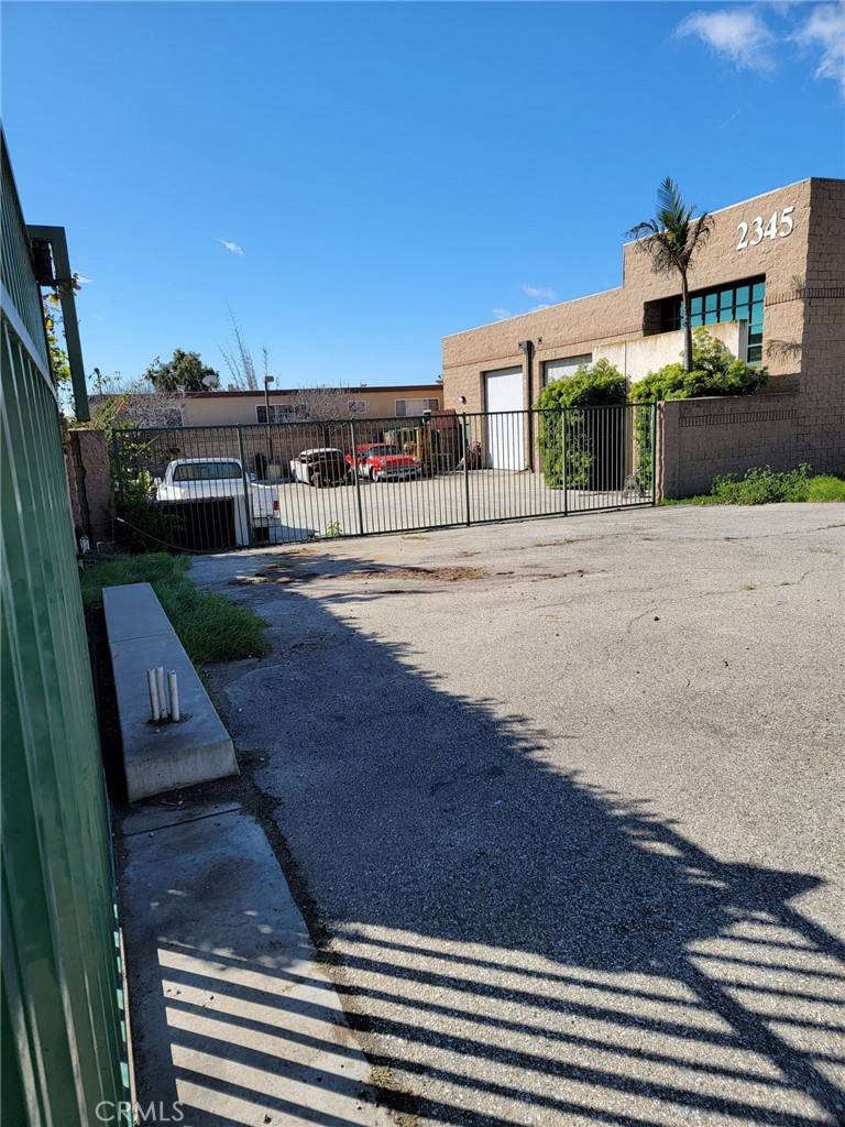 Signal Hill, CA 90755,2351 Walnut AVE