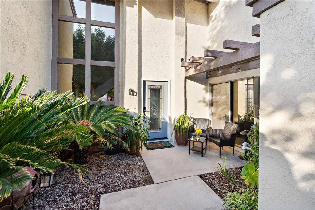 Anaheim Hills, CA 92807,5548 E Vista Del Rio
