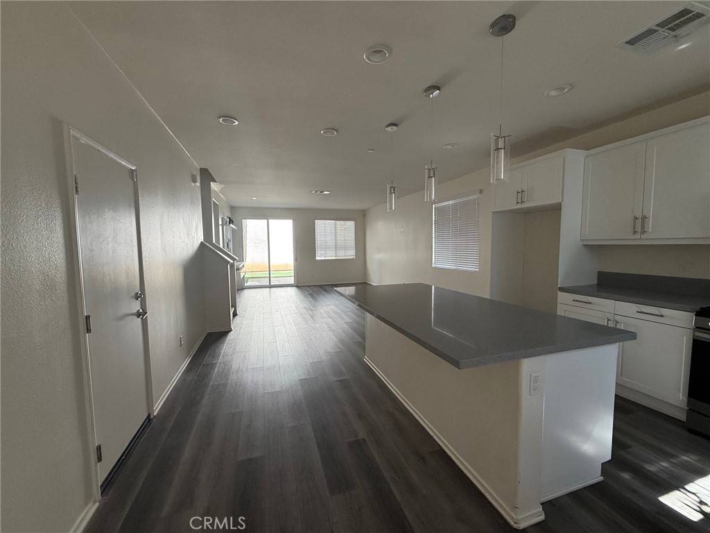Perris, CA 92571,159 Linden CT